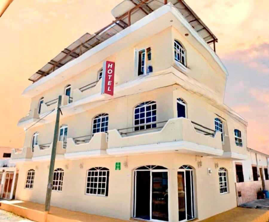 Hotel Baroni Progreso  Ngoại thất bức ảnh